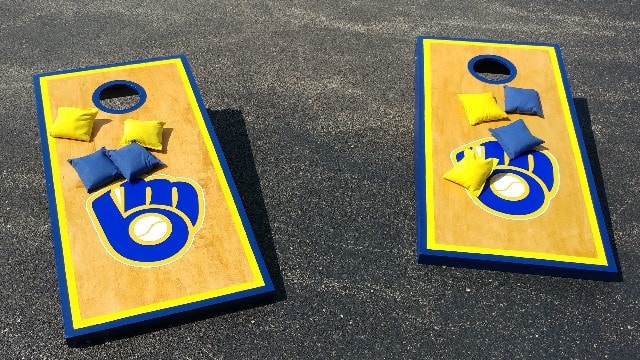 Milwaukee Brewers — classic glove logo