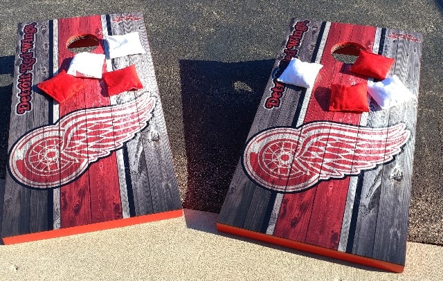 Detroit Red Wings — distressed wood wrap